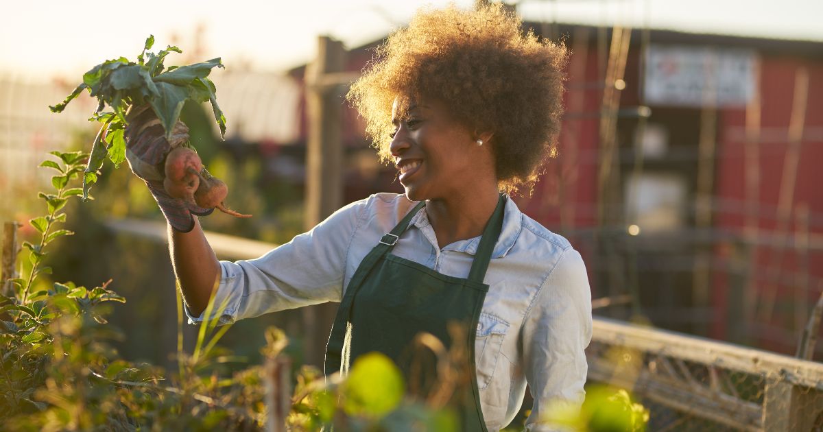 Mindfulness in Everyday Life: Cultivating Present Moment Awareness for Better Mental Health
